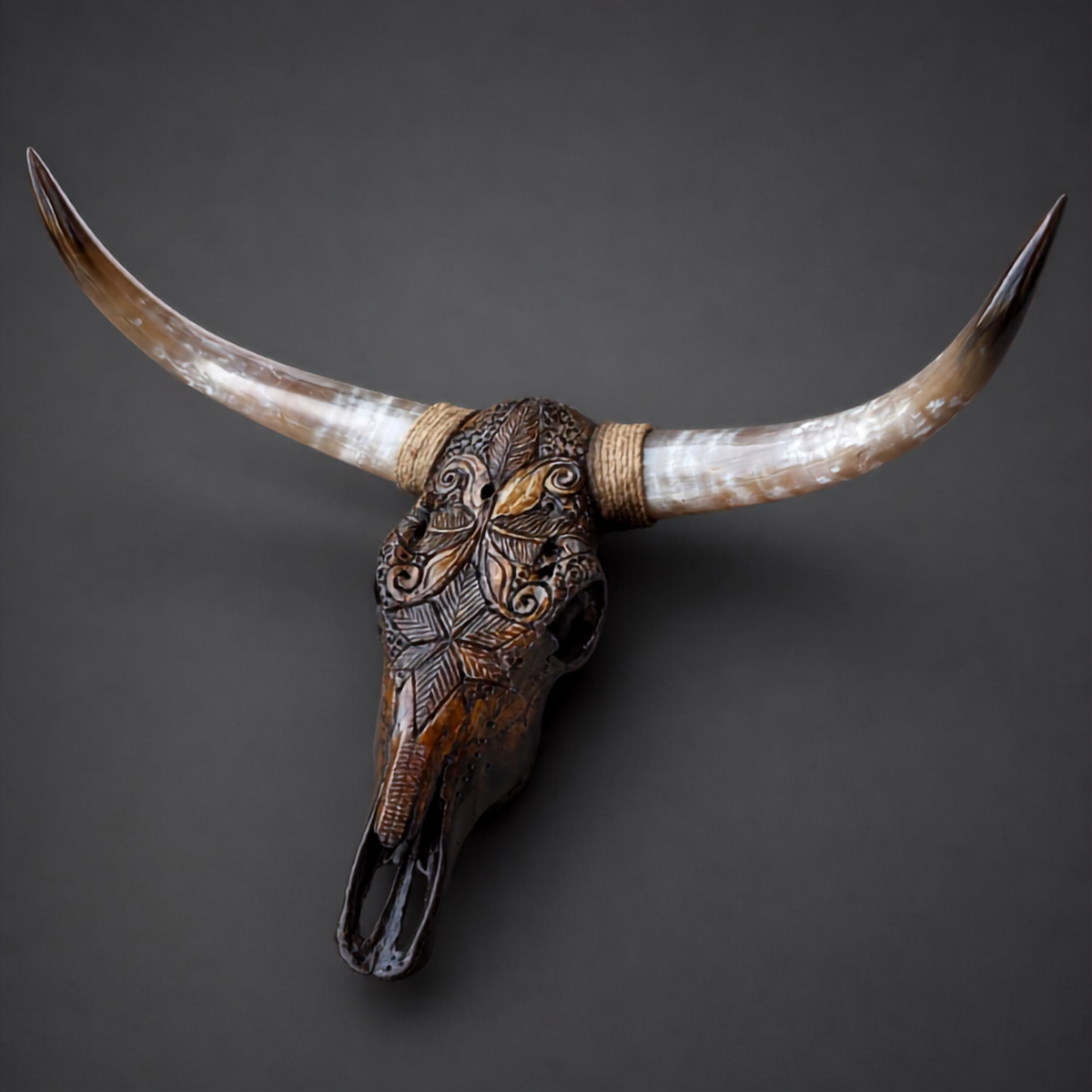 The Envoy artisanal carved cattle skull – product view 4