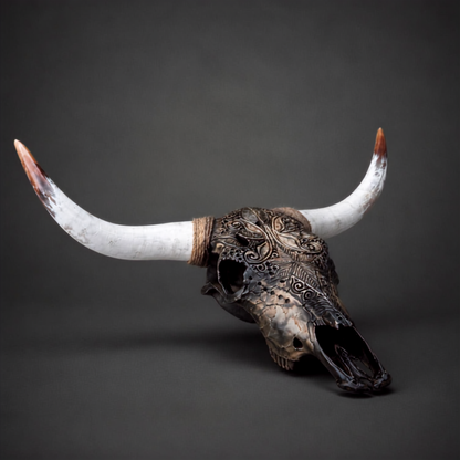 The Radiant artisanal carved cattle skull – product view 3