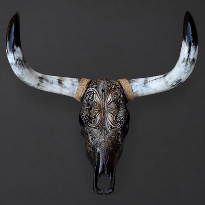 The Wildflower artisanal carved cattle skull – product view 2
